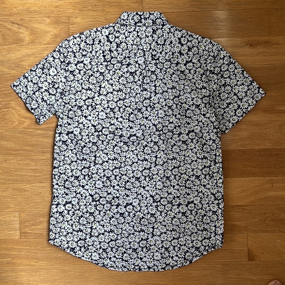 NWT Crewcuts short sleeve button down. Navy with white flowers. Size 14 - Picture 3 of 4